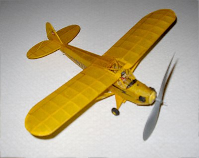 Piper Cub peanut