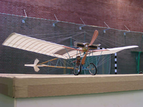 Click on image to return to previous view