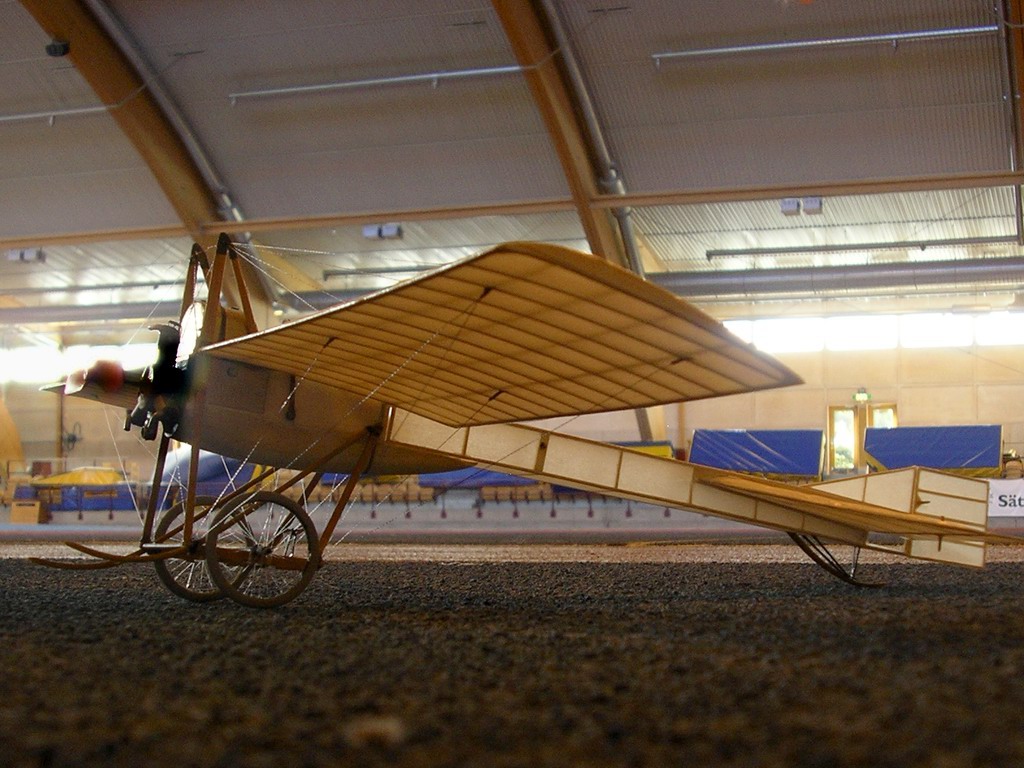 Click on image to return to previous view