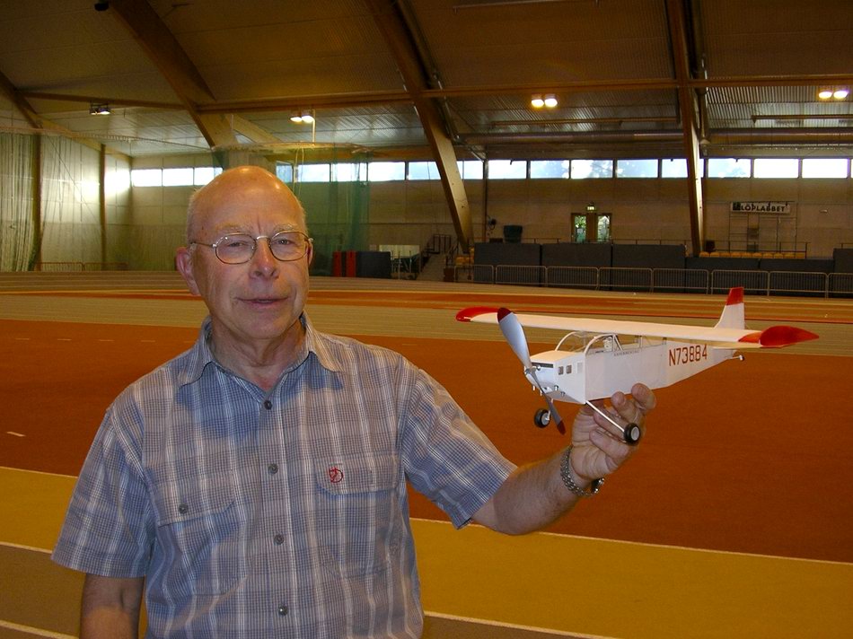 Click on image to return to previous view