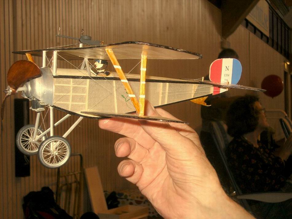 Click on image to return to previous view