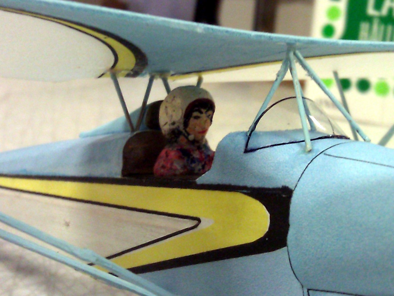 Click on image to return to previous view