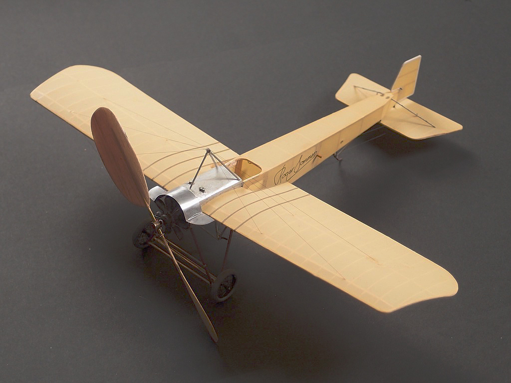 Click on image to return to previous view