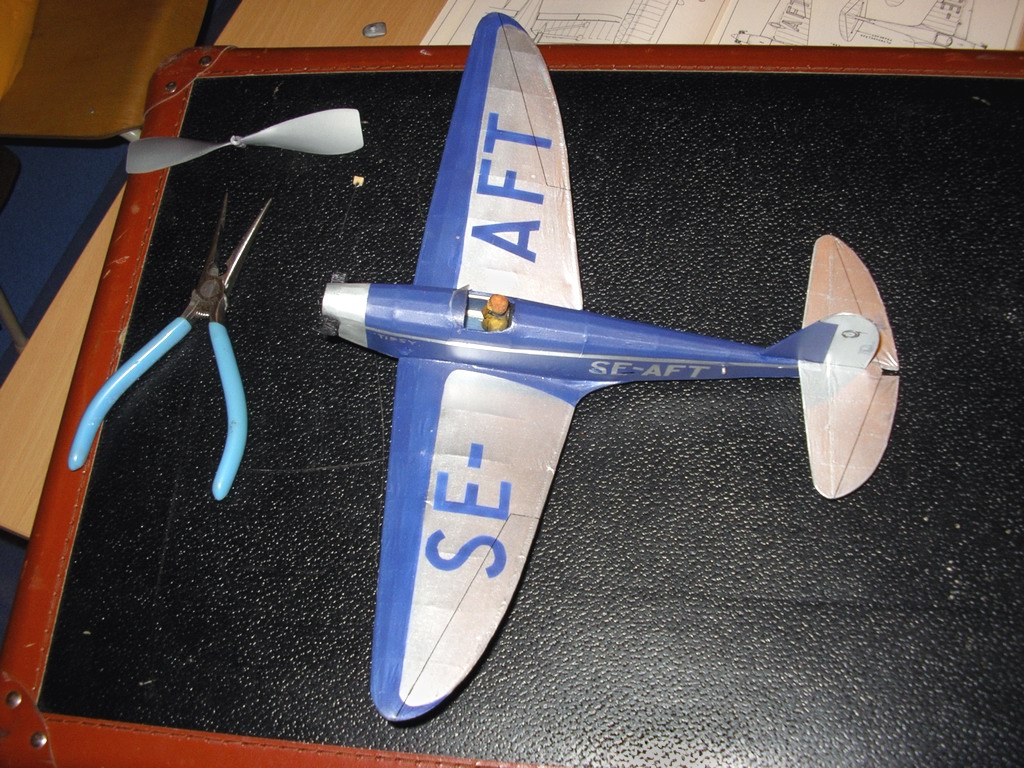 Click on image to return to previous view