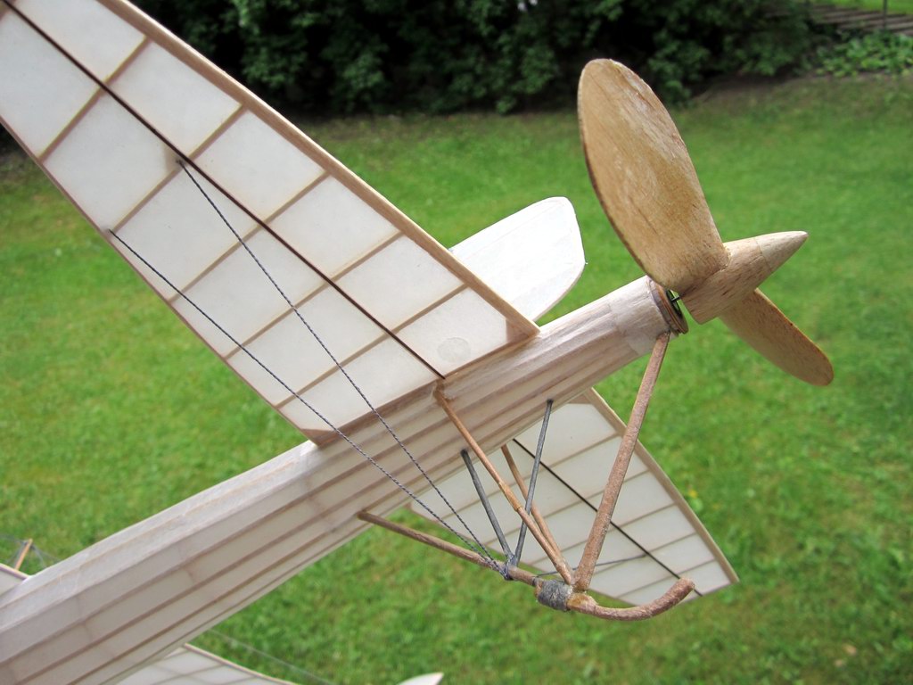 Click on image to return to previous view