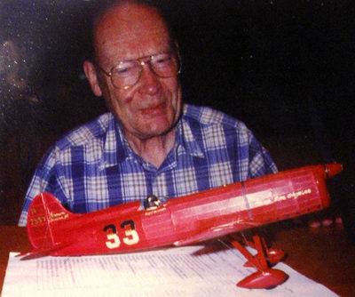 Lilienberg with Miss Los Angeles peanut